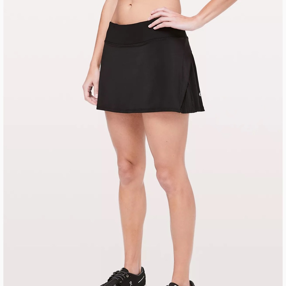 Play Off the Pleats Mid-Rise Skirt, Size 4